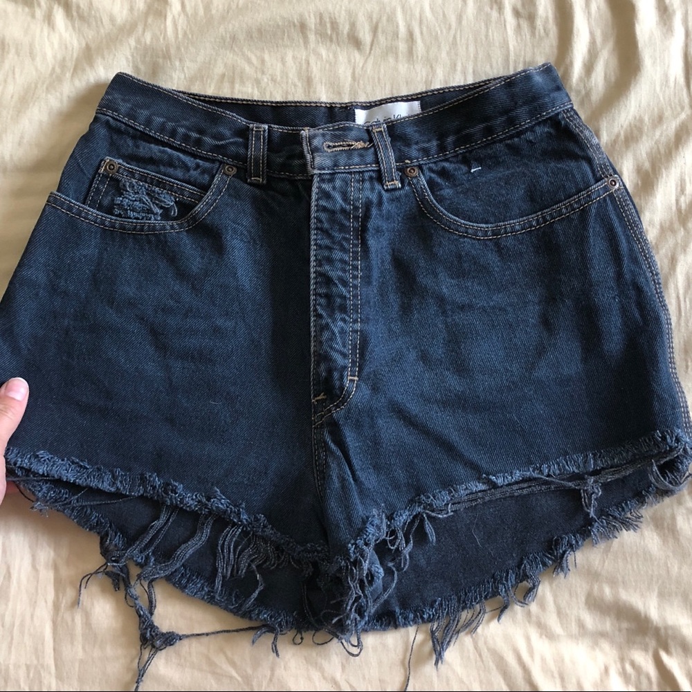 CALVIN KLEIN distressed shorts